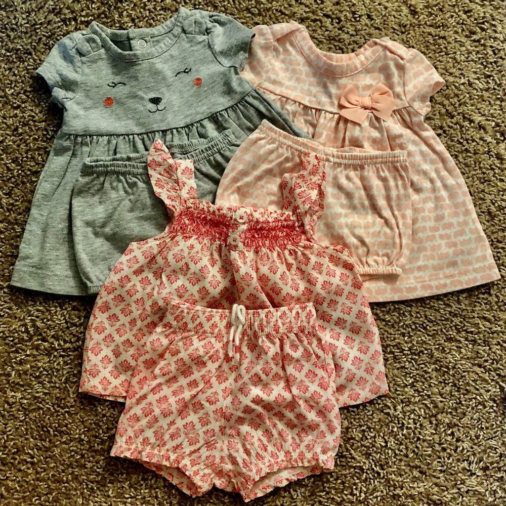 3 Carter’s Dress Top + Bloomer Botton Set, Newborn